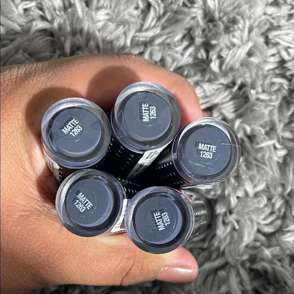 Hard Candy fierce effect matte lipstick MANATEE 1263